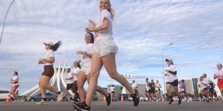 Metrópoles Endurance – Corrida: confira exercícios para aquecimento. Faça sua inscrição!